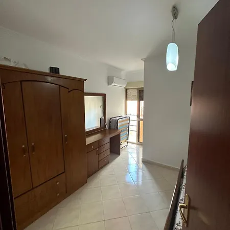 Apartment Henry's *