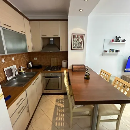 Henry's Apartment *